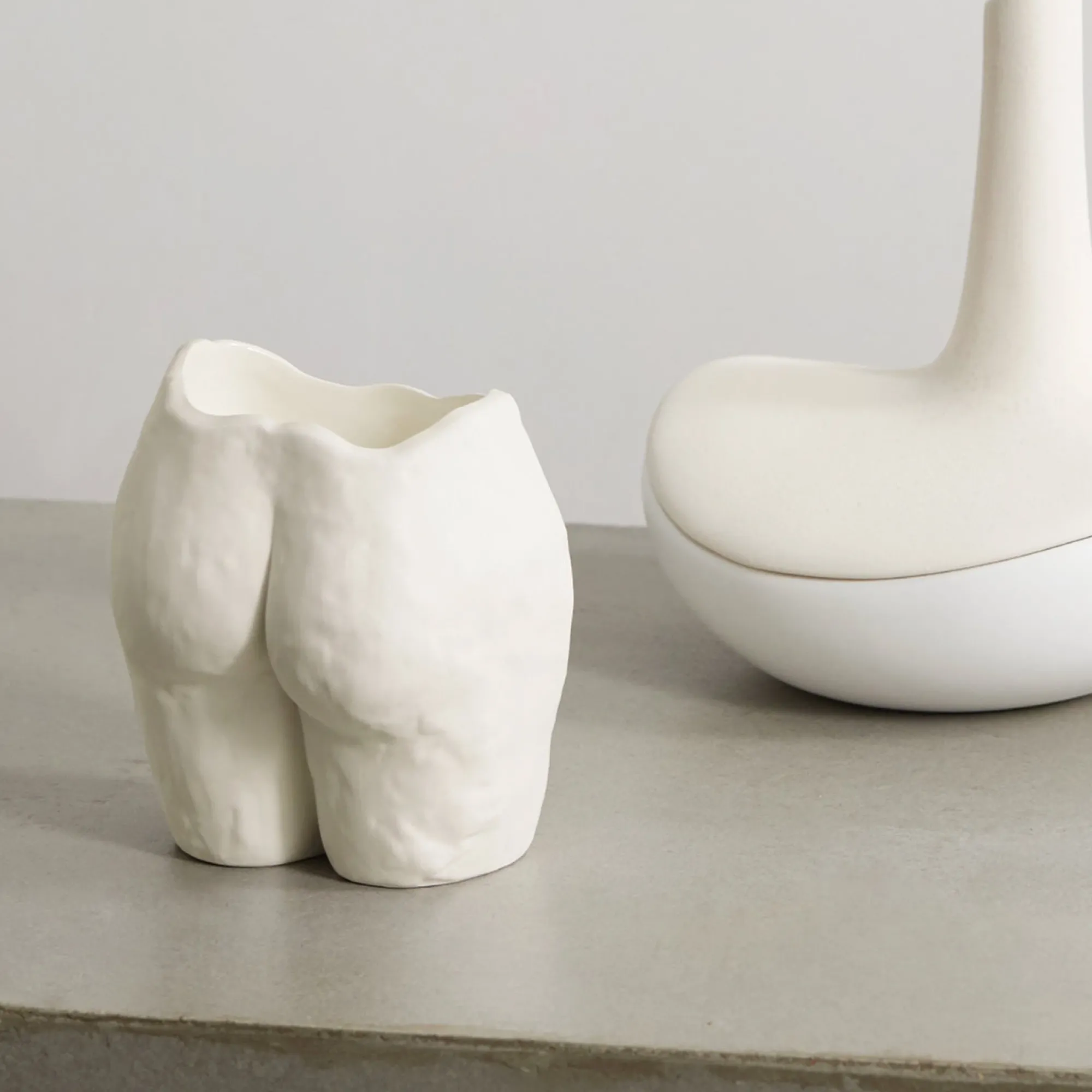 Anissa Kermiche Bougie Popotin (Blanc)