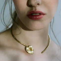 Anissa Kermiche Collier A Floraison Tardive
