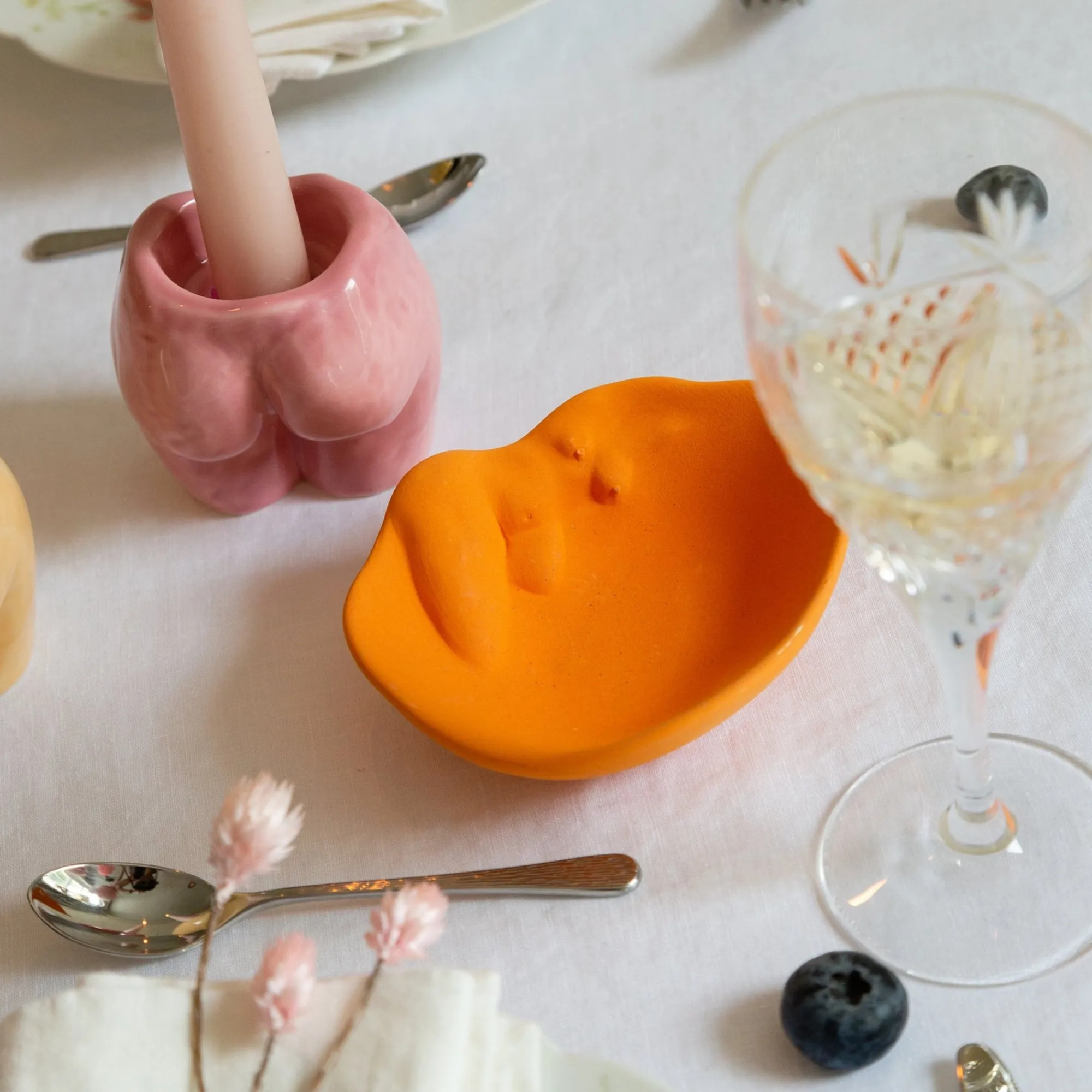 Anissa Kermiche Plat Ich Liebe (Orange)
