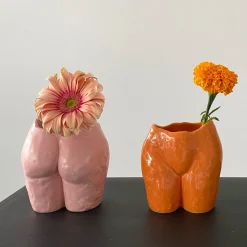Anissa Kermiche Pot Popotin (Rose Bebe)