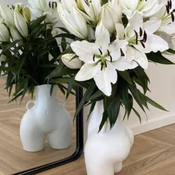Anissa Kermiche Vase Avec Poignees D'Amour (Blanc)